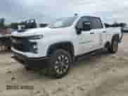 2024 Chevrolet Silverado 2500HD Work Truck с VIN 2GC4YLEYXR1168708, выставлен на аукционе Copart как лот 61971585 с пробегом 28 080 миль миль и Списание • Salvage title. История ставок и продаж доступна на DreamBid. Изображение 1.