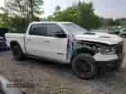 2022 Ram 1500 Rebel z VIN 1C6SRFLM7NN131895, wystawiony jako Copart lot #60100635 z przebiegiem 51 211 mil mil oraz Szkoda całkowita • Salvage title. Historia ofert i sprzedaży dostępna na DreamBid. Obrazek 4.