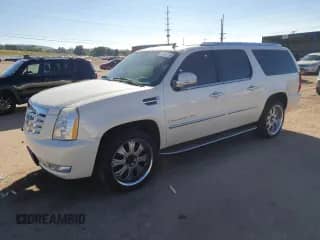2007 Cadillac Escalade ESV with VIN 1GYFK66867R356828, listed as a Copart auction lot 85889315 with 170,498 mi miles and Non repairable. Bid and sale history available at DreamBid. Image 1.