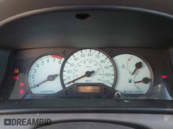 2003 Toyota Corolla CE с VIN JTDBR32E332004982, выставлен на аукционе IAAI как лот 43476570 с пробегом 299 999 миль миль и . История ставок и продаж доступна на DreamBid. Изображение 7.