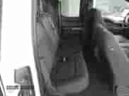 2017 Ford F-150 XL z VIN 1FTFX1EF8HKD70511, wystawiony jako IAAI lot #43022454 z przebiegiem 151 682 mil mil oraz . Historia ofert i sprzedaży dostępna na DreamBid. Obrazek 8.