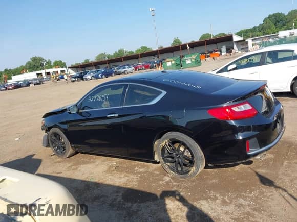 2015 Honda Accord EX-L z VIN 1HGCT2B81FA004808, wystawiony jako IAAI lot #42776151 z przebiegiem 29 962 mil mil oraz . Historia ofert i sprzedaży dostępna na DreamBid. Obrazek 15.