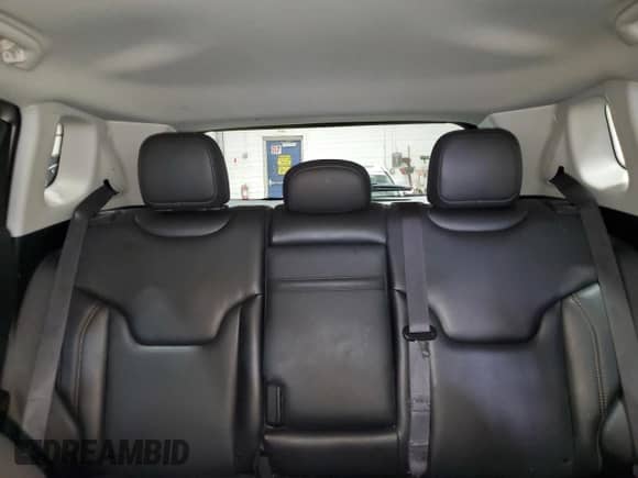 2019 Jeep Compass Limited с VIN 3C4NJDCB5KT672486, выставлен на аукционе Copart как лот 69286125 с пробегом 41 775 миль миль и Списание • Salvage title. История ставок и продаж доступна на DreamBid. Изображение 10.