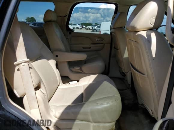 2008 Cadillac Escalade with VIN 1GYEC63868R140055, listed as a Copart auction lot 60736535 with 213,896 mi miles and Salvage title. Bid and sale history available at DreamBid. Image 11.