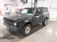 1993 Chevrolet Blazer LS с VIN 1GNCT18W9P0137328, выставлен на аукционе IAAI как лот 41573131 с пробегом Не указан миль и . История ставок и продаж доступна на DreamBid. Изображение 2.