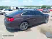 2020 Chevrolet Malibu RS z VIN 1G1ZG5ST1LF142049, wystawiony jako IAAI lot #42687909 z przebiegiem 9 999 mil mil oraz . Historia ofert i sprzedaży dostępna na DreamBid. Obrazek 4.