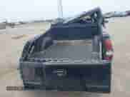 2005 Chevrolet Silverado 1500 LS z VIN 2GCEC13T351179171, wystawiony jako IAAI lot #42274016 z przebiegiem Nie podano mil oraz . Historia ofert i sprzedaży dostępna na DreamBid. Obrazek 13.