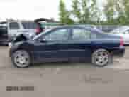 2007 Volvo S60 2.5L Turbo с VIN YV1RS592672623537, выставлен на аукционе IAAI как лот 43030559 с пробегом 171 530 миль миль и . История ставок и продаж доступна на DreamBid. Изображение 15.