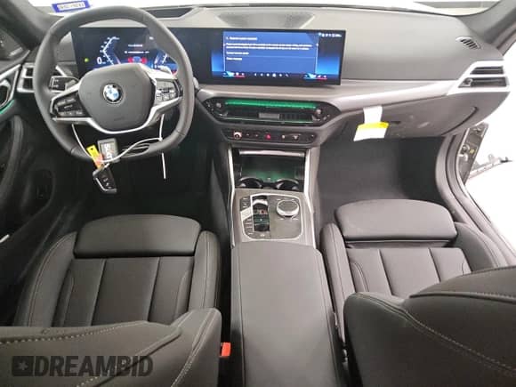 2025 BMW 4 Series 430i xDrive with VIN WBA33FB0XSFU70845, listed as a Copart auction lot 55473565 with 2,376 mi miles and Clean title. Bid and sale history available at DreamBid. Image 8.