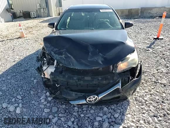 2015 Toyota Camry SE z VIN 4T1BF1FKXFU066963, wystawiony jako Copart lot #82642705 z przebiegiem 179 074 mil mil oraz Szkoda całkowita • Salvage title. Historia ofert i sprzedaży dostępna na DreamBid. Obrazek 14.