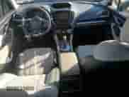 2020 Subaru Forester Premium z VIN JF2SKAJCXLH579779, wystawiony jako Copart lot #71687655 z przebiegiem 48 452 mil mil oraz Szkoda całkowita • Salvage title. Historia ofert i sprzedaży dostępna na DreamBid. Obrazek 8.