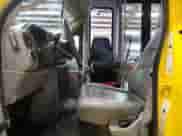 2019 Ford Econoline Cargo с VIN 1FDFE4FS5KDC46030, выставлен на аукционе Copart как лот 81518455 с пробегом 131 491 миль миль и Чистый • Clean title. История ставок и продаж доступна на DreamBid. Изображение 7.