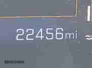 2024 Chevrolet Trax 2RS с VIN KL77LJE2XRC033439, выставлен на аукционе IAAI как лот 42884585 с пробегом 22 456 миль миль и . История ставок и продаж доступна на DreamBid. Изображение 15.