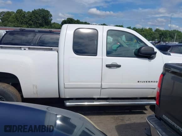2007 Chevrolet Silverado 1500 Work Truck с VIN 1GCEK19CX7E582012, выставлен на аукционе IAAI как лот 42890901 с пробегом Не указан миль и . История ставок и продаж доступна на DreamBid. Изображение 13.