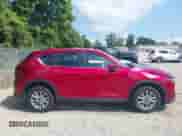 2023 Mazda CX-5 S Carbon Edition z VIN JM3KFBCM4P0239778, wystawiony jako IAAI lot #42856157 z przebiegiem 17 778 mil mil oraz . Historia ofert i sprzedaży dostępna na DreamBid. Obrazek 14.