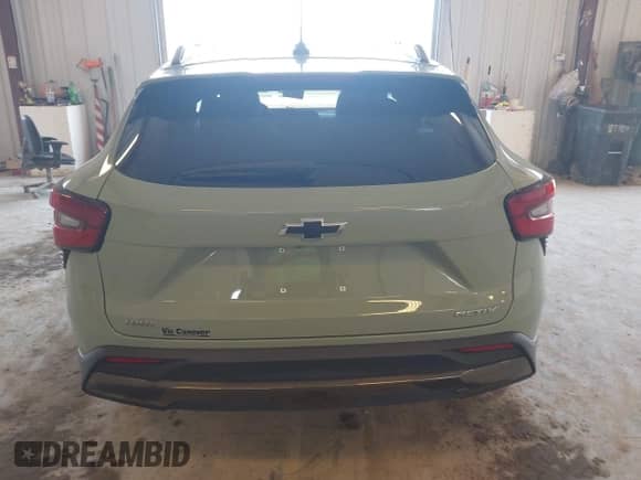 2025 Chevrolet Trax ACTIV z VIN KL77LKEP0SC032680, wystawiony jako IAAI lot #42731755 z przebiegiem 10 180 mil mil oraz . Historia ofert i sprzedaży dostępna na DreamBid. Obrazek 16.