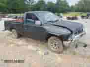 1993 Nissan Frontier с VIN 1N6SD11S9PC367715, выставлен на аукционе Copart как лот 61455115 с пробегом 397 618 миль миль и Списание • Salvage title. История ставок и продаж доступна на DreamBid. Изображение 4.