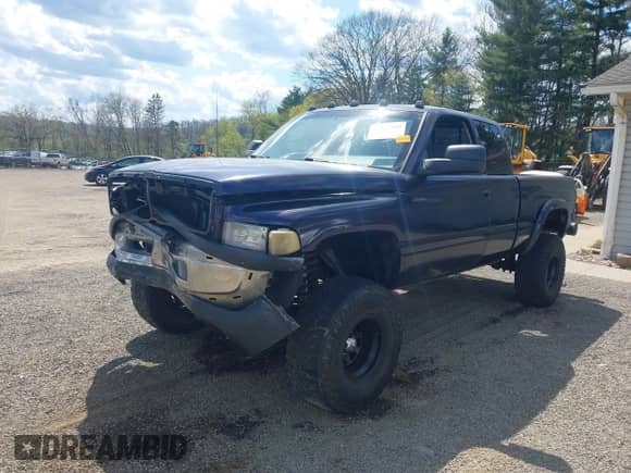 1997 Dodge 1500 with VIN 3B7HF13Y2VG805672, listed as a IAAI auction lot 42113569 with 177,713 mi miles and . Bid and sale history available at DreamBid. Image 2.