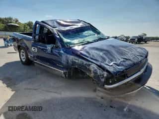 2001 Chevrolet Silverado 1500 z VIN 1GCEC14V11Z161429, wystawiony jako Copart lot #81408005 z przebiegiem Nie podano mil oraz Nie do naprawy • Non repairable. Historia ofert i sprzedaży dostępna na DreamBid. Obrazek 4.