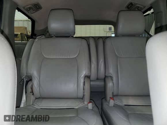 2010 Toyota Sienna XLE с VIN 5TDDK4CC4AS028813, выставлен на аукционе Copart как лот 63802995 с пробегом 106 123 миль миль и Чистый • Clean title. История ставок и продаж доступна на DreamBid. Изображение 10.