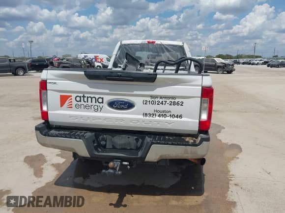 2018 Ford F-250 XL z VIN 1FT7W2A60JEB71072, wystawiony jako IAAI lot #42613228 z przebiegiem 134 180 mil mil oraz . Historia ofert i sprzedaży dostępna na DreamBid. Obrazek 17.