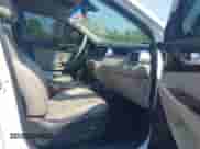 2017 Kia Sorento EX с VIN 5XYPH4A50HG292036, выставлен на аукционе IAAI как лот 42866965 с пробегом 175 881 миль миль и . История ставок и продаж доступна на DreamBid. Изображение 5.