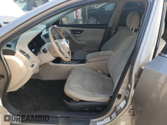 2015 Nissan Altima SV с VIN 1N4AL3AP5FC115795, выставлен на аукционе Copart как лот 64991495 с пробегом 181 452 миль миль и Списание • Salvage title. История ставок и продаж доступна на DreamBid. Изображение 7.