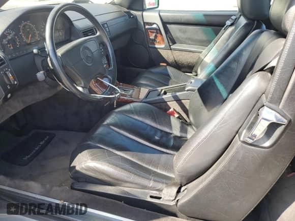 1992 Mercedes-Benz 300 с VIN WDBFA61E8NF044495, выставлен на аукционе Copart как лот 84239465 с пробегом 70 834 миль миль и Чистый • Clean title. История ставок и продаж доступна на DreamBid. Изображение 7.