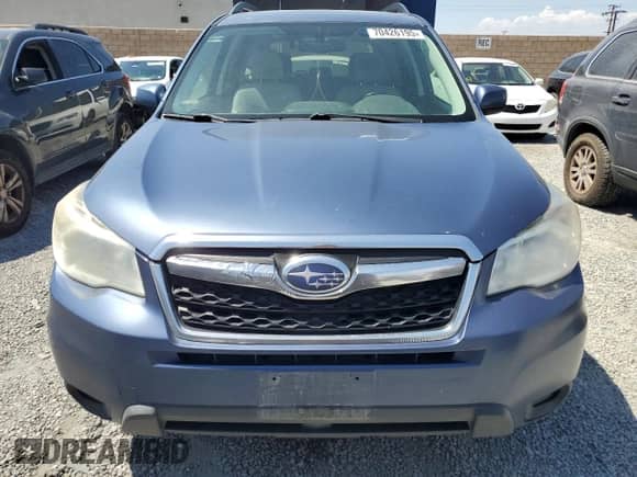 2014 Subaru Forester Premium with VIN JF2SJAEC0EH526069, listed as a Copart auction lot 70426195 with 213,521 mi miles and Clean title. Bid and sale history available at DreamBid. Image 5.