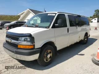 2010 Chevrolet Express Passenger LT с VIN 1GA2G1DGXA1120734, выставлен на аукционе Copart как лот 80708515 с пробегом 253 137 миль миль и Списание • Salvage title. История ставок и продаж доступна на DreamBid. Изображение 1.