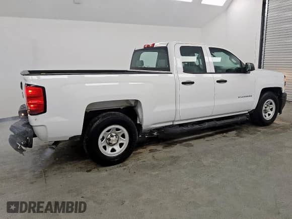 2015 Chevrolet Silverado 1500 Work Truck with VIN 1GCRCPEC6FZ246582, listed as a Copart auction lot 64452975 with 171,242 mi miles and Clean title. Bid and sale history available at DreamBid. Image 3.