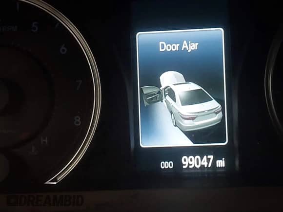 2017 Toyota Camry XSE with VIN 4T1BK1FK4HU582816, listed as a IAAI auction lot 41344714 with 99,047 mi miles and . Bid and sale history available at DreamBid. Image 15.