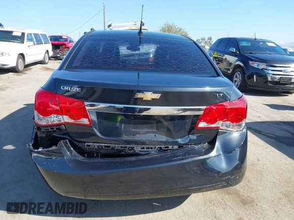 2014 Chevrolet Cruze 1LT с VIN 1G1PC5SB5E7447108, выставлен на аукционе IAAI как лот 43279918 с пробегом 93 769 миль миль и . История ставок и продаж доступна на DreamBid. Изображение 16.