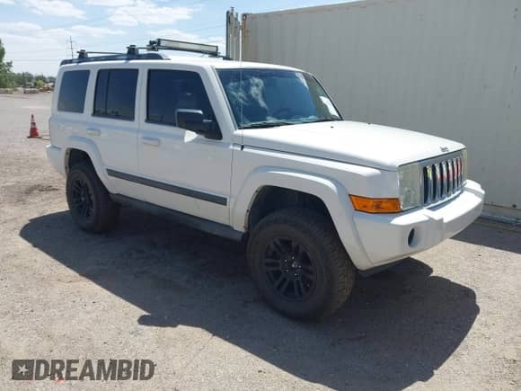 2007 Jeep Commander Sport с VIN 1J8HG48P97C601058, выставлен на аукционе IAAI как лот 42489447 с пробегом 200 103 миль миль и . История ставок и продаж доступна на DreamBid. Изображение 1.