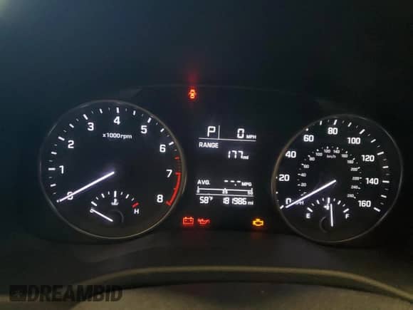 2017 Hyundai Elantra SE with VIN KMHD74LF9HU164271, listed as a Copart auction lot 85823165 with 181,986 mi miles and Clean title. Bid and sale history available at DreamBid. Image 9.