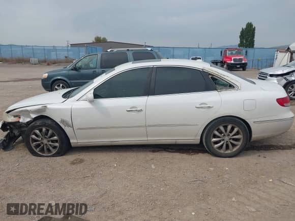 2007 Hyundai Azera SE с VIN KMHFC46F57A199115, выставлен на аукционе IAAI как лот 43178053 с пробегом 206 461 миль миль и . История ставок и продаж доступна на DreamBid. Изображение 15.