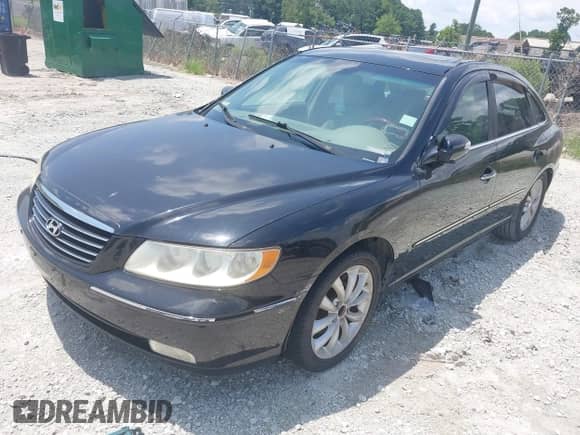 2007 Hyundai Azera SE with VIN KMHFC46F57A232355, listed as a IAAI auction lot 42847075 with 113,954 mi miles and . Bid and sale history available at DreamBid. Image 2.