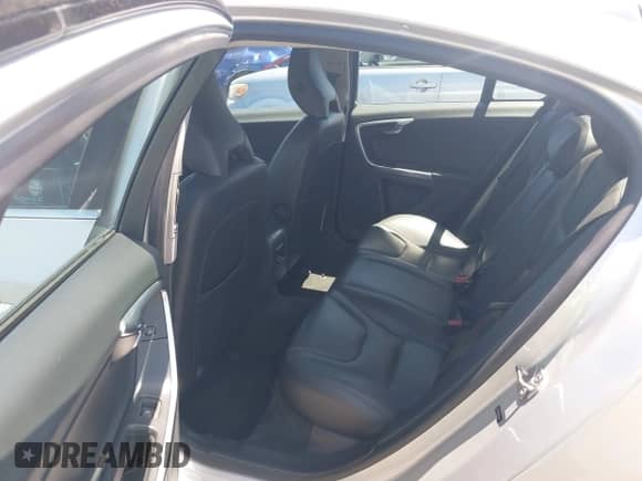 2015 Volvo S60 T5 Drive-E Premier with VIN YV126MFB8F2316406, listed as a IAAI auction lot 42517670 with 80,027 mi miles and . Bid and sale history available at DreamBid. Image 8.