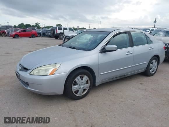 2003 Honda Accord LX z VIN 1HGCM66313A026547, wystawiony jako IAAI lot #42588097 z przebiegiem 237 568 mil mil oraz . Historia ofert i sprzedaży dostępna na DreamBid. Obrazek 2.