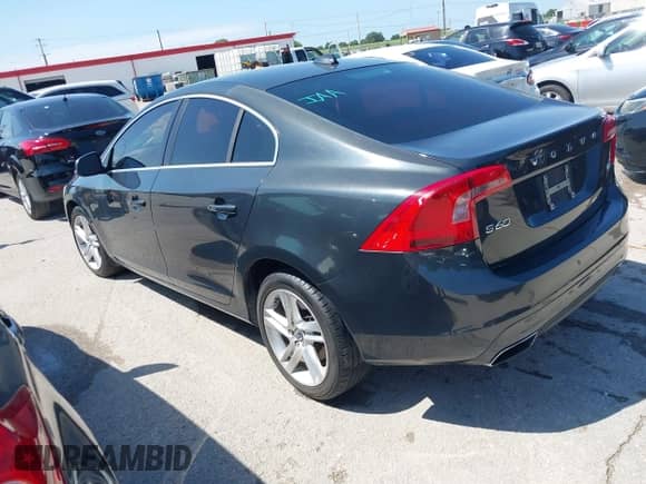 2015 Volvo S60 T5 Drive-E Premier with VIN YV140MFB6F2314941, listed as a IAAI auction lot 42484680 with 156,233 mi miles and . Bid and sale history available at DreamBid. Image 3.
