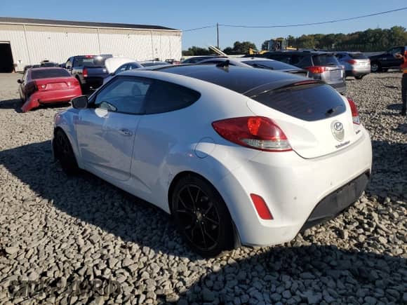 2012 Hyundai Veloster w/Gray Int z VIN KMHTC6AD3CU021197, wystawiony jako Copart lot #84803605 z przebiegiem 170 338 mil mil oraz Szkoda całkowita • Salvage title. Historia ofert i sprzedaży dostępna na DreamBid. Obrazek 3.