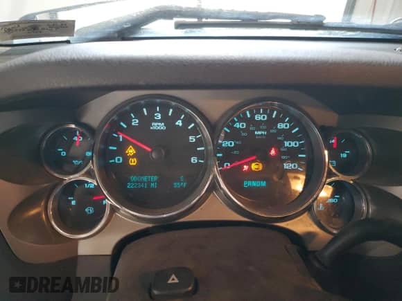 2011 Chevrolet Silverado 1500 LT с VIN 1GCRKSE0XBZ120005, выставлен на аукционе Copart как лот 82749995 с пробегом 222 341 миль миль и Чистый • Clean title. История ставок и продаж доступна на DreamBid. Изображение 9.