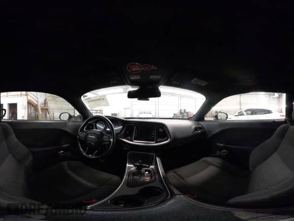 2015 Dodge Challenger SXT с VIN 2C3CDZAG3FH839277, выставлен на аукционе IAAI как лот 43066041 с пробегом 170 996 миль миль и . История ставок и продаж доступна на DreamBid. Изображение 19.