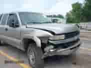 2002 Chevrolet Silverado 2500HD LT с VIN 1GCHK29172E158362, выставлен на аукционе IAAI как лот 42862931 с пробегом 261 133 миль миль и . История ставок и продаж доступна на DreamBid. Изображение 6.