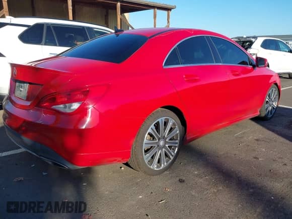 2017 Mercedes-Benz CLA 250 с VIN WDDSJ4EB9HN418634, выставлен на аукционе IAAI как лот 43242988 с пробегом 150 001 миль миль и . История ставок и продаж доступна на DreamBid. Изображение 4.