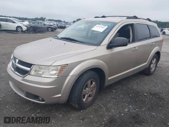 2009 Dodge Journey SE с VIN 3D4GG47B09T208939, выставлен на аукционе IAAI как лот 42707587 с пробегом 117 704 миль миль и . История ставок и продаж доступна на DreamBid. Изображение 17.