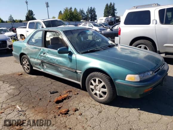 1992 Honda Accord с VIN 1HGCB7255NA044975, выставлен на аукционе Copart как лот 85341765 с пробегом 293 762 миль миль и Списание • Salvage title. История ставок и продаж доступна на DreamBid. Изображение 4.