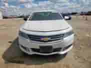 2015 Chevrolet Impala LT z VIN 2G1115SL1F9165486, wystawiony jako Copart lot #85520575 z przebiegiem 187 576 mil mil oraz Czysty tytuł • Clean title. Historia ofert i sprzedaży dostępna na DreamBid. Obrazek 5.