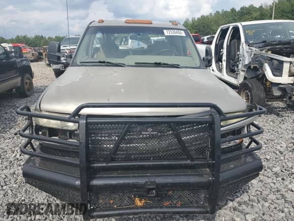 2001 Chevrolet Silverado 3500 LS с VIN 1GCJC33121F182199, выставлен на аукционе Copart как лот 72530404 с пробегом 252 199 миль миль и Списание • Salvage title. История ставок и продаж доступна на DreamBid. Изображение 5.
