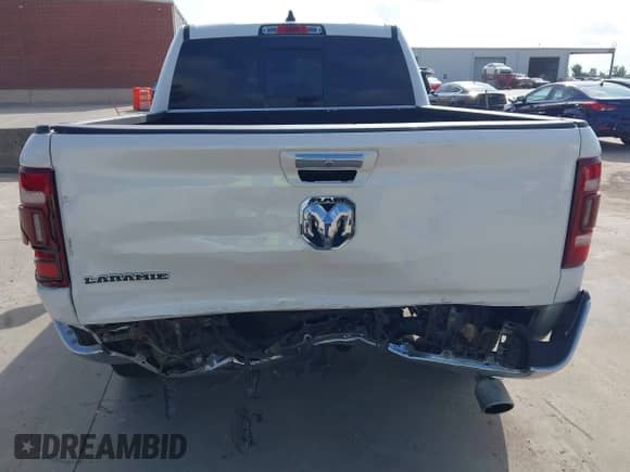 2019 Ram 1500 Laramie z VIN 1C6RREJTXKN743443, wystawiony jako IAAI lot #42539927 z przebiegiem 95 220 mil mil oraz . Historia ofert i sprzedaży dostępna na DreamBid. Obrazek 6.